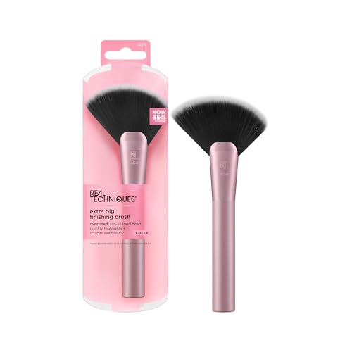 Real Techniques Extra Big Finishing Brush, Large Makeup Brush For Powder Bronzer, Highlight, & Contour, XL Oversized Fan Brush For Quick Application, Cruelty-Free, Synthetic Bristles, 1 Count