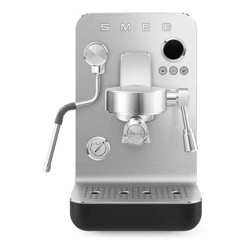 Smeg Semi-Pro Espresso Machine – 15-Bar Pump, Triple Thermoblock Heating, 58mm Filter Holder & Steam Wand – Made in Italy (Black)