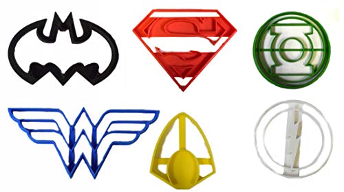 SUPERHEROES COMICS CHARACTERS SET OF 6 COOKIE CUTTER MADE IN USA PR1001