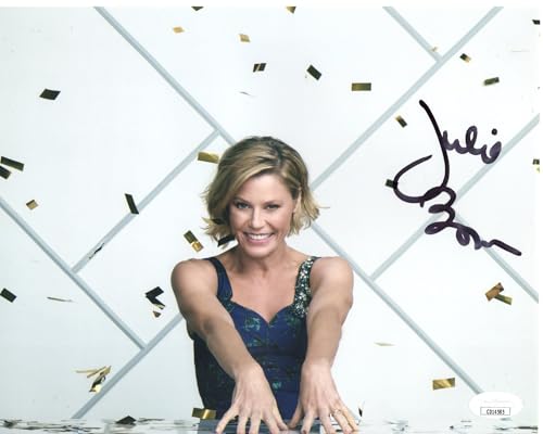 Julie Bowen signed 8x10 Photo Modern Family Claire Dunphy Autograph JSA Authentication