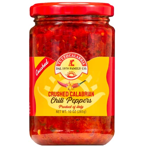 TUTTOCALABRIA Calabrian Chilli Pepper Pieces, 10oz (285g), Spicy Condiment with Calabrian Chilli Peppers, Extra Virgin Olive Oil, Ideal for Pasta, Pizza, Sandwiches and Fish, Made in Italy