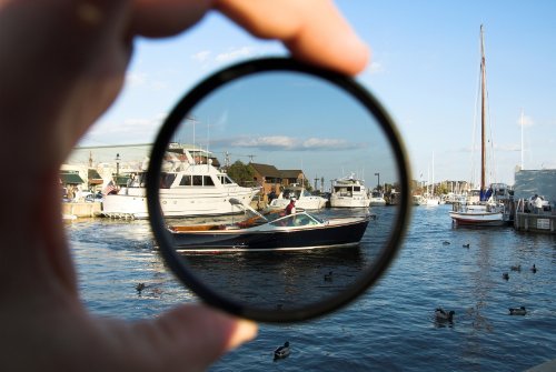 C-PL (Circular Polarizer) Multicoated | Multithreaded Glass Filter (67mm) For Nikon D5100