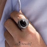 555Jewelry Classic Stainless Steel Rings for Men, Retro Vintage Celtic Seal Oval Diamond Cut Black Onyx Ring for Men, Signet Ring for Men, Mens Stone Ring Band, Silver, Size 9